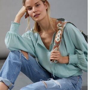 Anthropologie Rebecca mint green blouse with smocked elastic Size Small